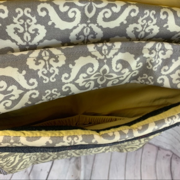 Petunia Pickle Bottom diaper bag/ backpack - Picture 8 of 11